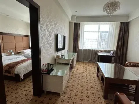 Синин: Haolong Hotel