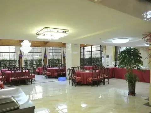 Синин: Haolong Hotel