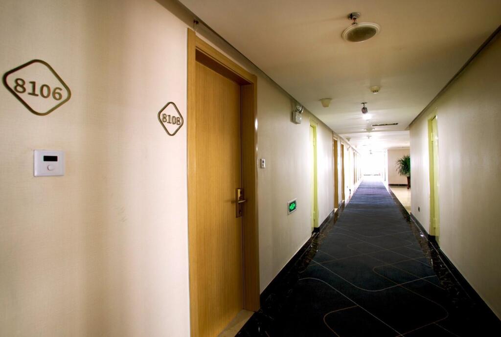 Синин: Chonpines Hotels·XiNing Qingzang Building