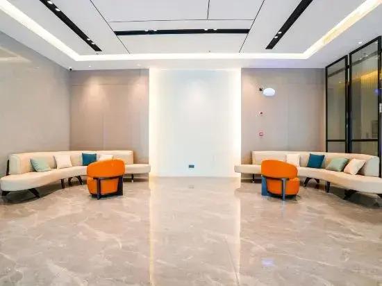 Янгиианг: Elong ME Hotel (Yangjiang Transportation Hub Jinshan Road)