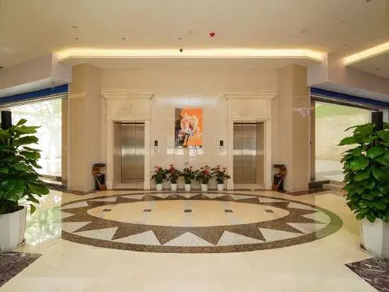 Цзинхун: Jinghong Shanxi Hotel