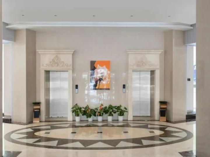 Цзинхун: Jinghong Shanxi Hotel