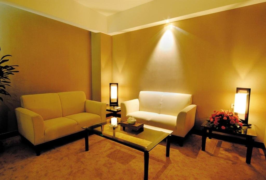 Янгиианг: East Lake International Hotel