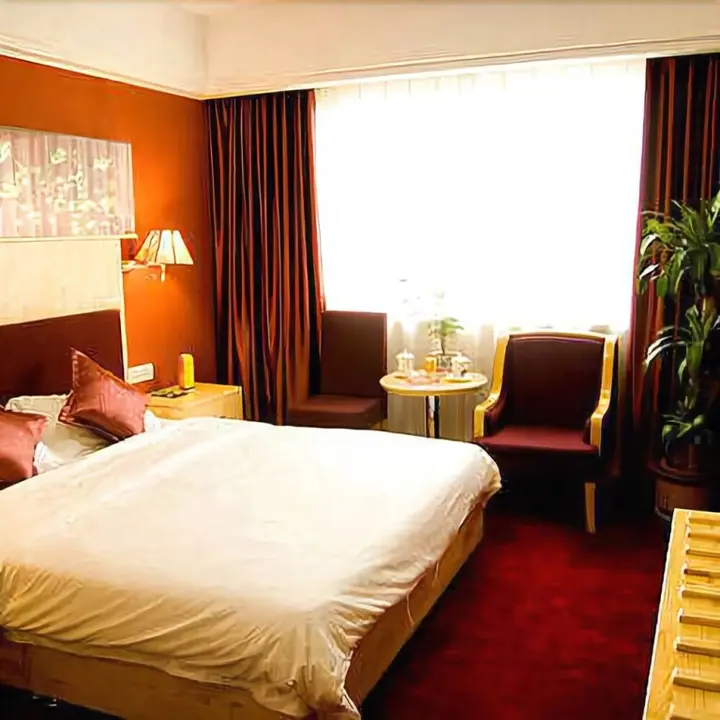 Цзинин: Xinglong Hotel