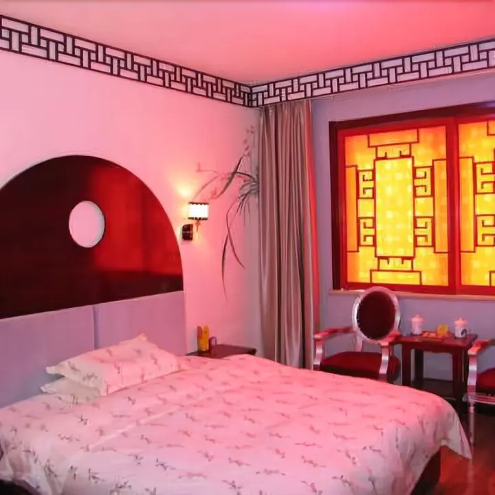 Цзинин: Xinglong Hotel