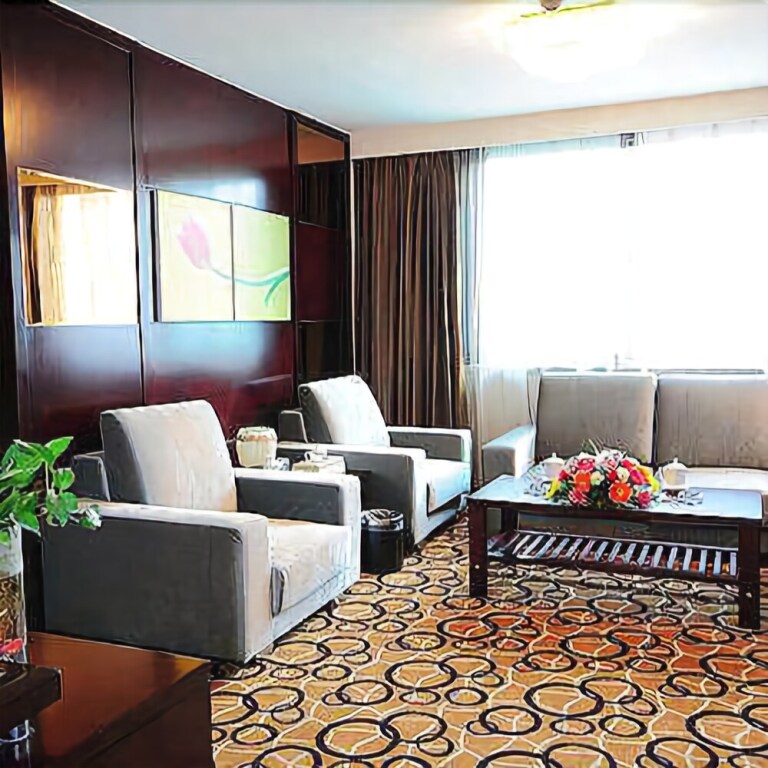 Цзинин: Xinglong Hotel