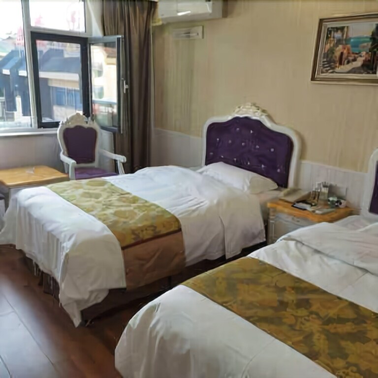 Цзинин: Xinglong Hotel