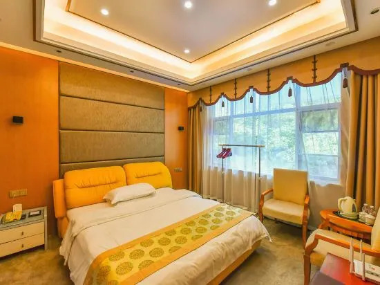 Ичан: Longquan Hotel
