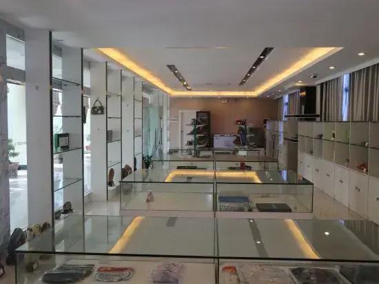 Ичан: Longquan Hotel
