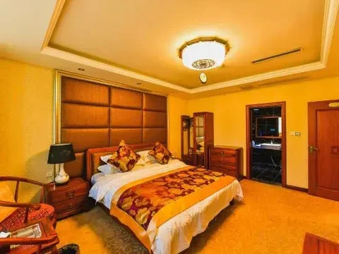 Ичан: Longquan Hotel