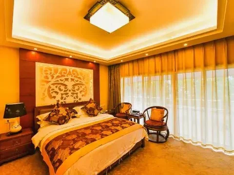 Ичан: Longquan Hotel