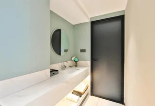 Яньцзи: Holiday Inn Golden Hyatt (Yanji Yanbian University Department Store)