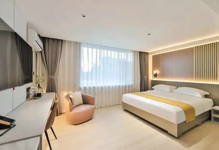 Holiday Inn Golden Hyatt (Yanji Yanbian University Department Store) — фото 2