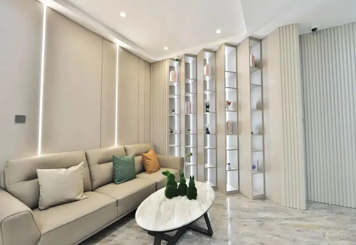 Яньцзи: Holiday Inn Golden Hyatt (Yanji Yanbian University Department Store)