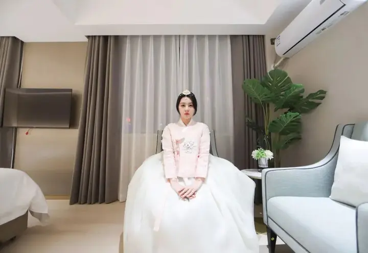 Яньцзи: Holiday Inn Golden Hyatt (Yanji Yanbian University Department Store)