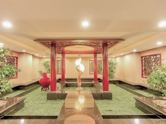 Яньцзи: Luojing Hotel