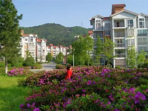 Цзюцзян: Xihai Hot Spring Holiday Hotel