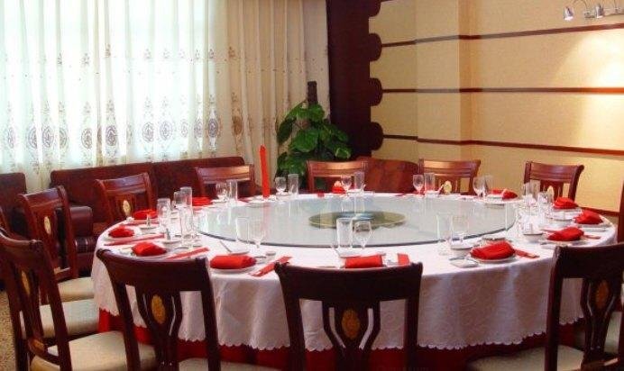 Юнчжоу: Yongzhou Great Wall Hotel