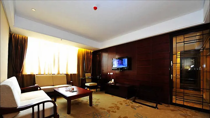 Линьи: Oriental Rihigh International Hot Spring Resort