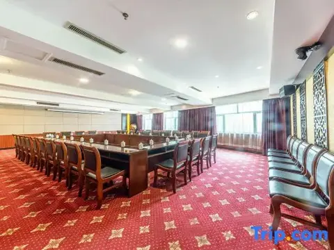 Уян: Sun And Moon International  Hotel (Zhenyuan Ancient Town Branch)