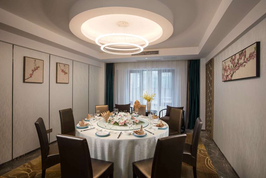 Чжэньцзян: Ramada by Wyndham Zhenjiang City Center