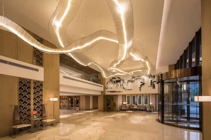 Чжэньцзян: Ramada by Wyndham Zhenjiang City Center