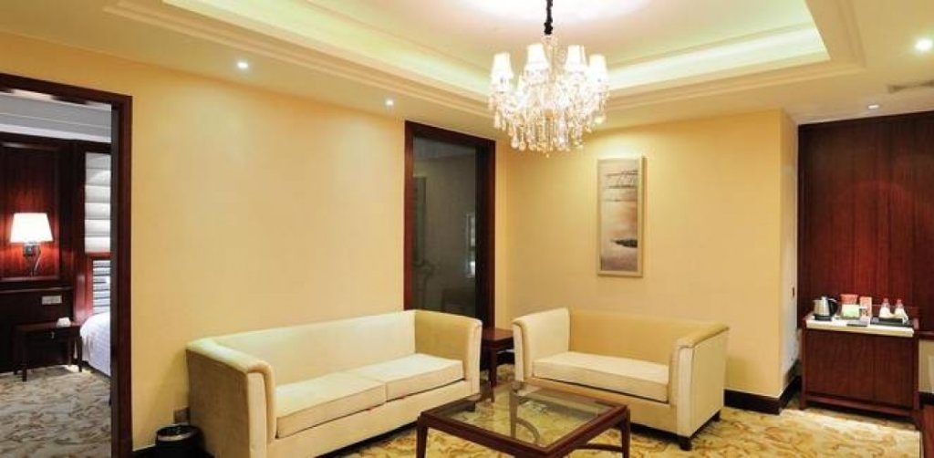 Шаоксинг: Zhuji Tongsheng Hotel