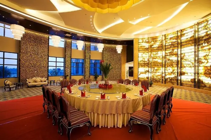 Чжэньцзян: Country Garden Phoenix City