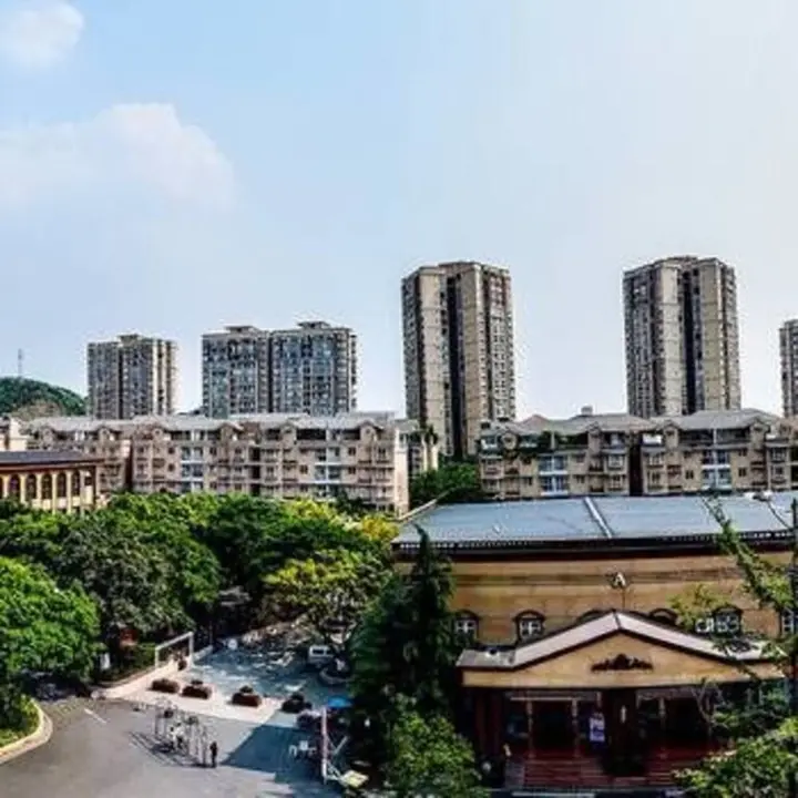 Дэян: Tianyun Hotel
