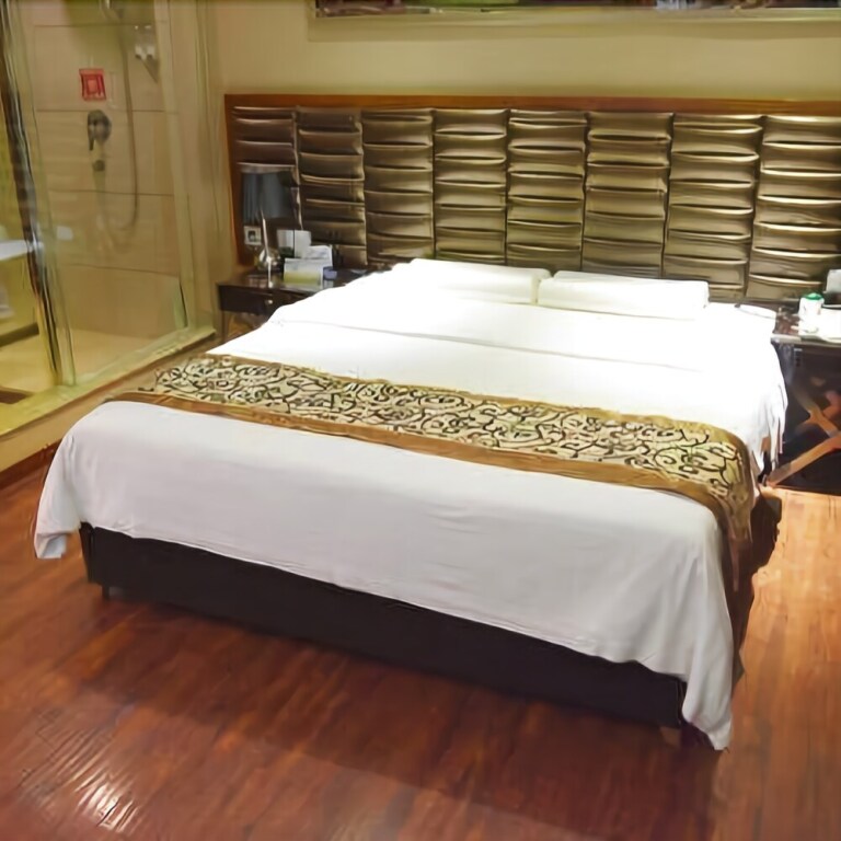 Дэян: Tianyun Hotel