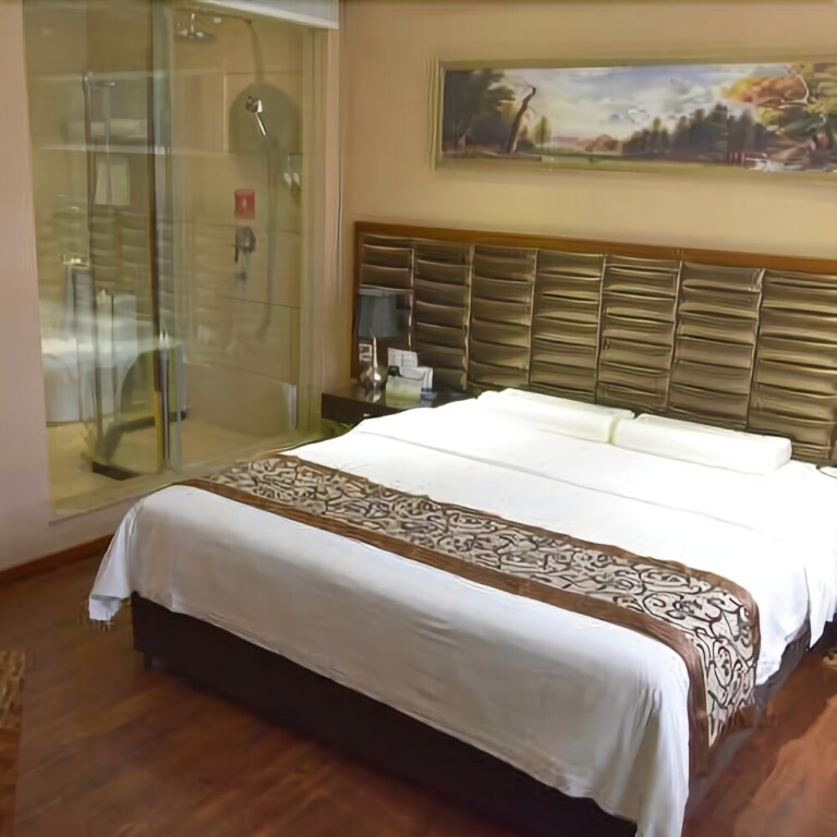 Дэян: Tianyun Hotel