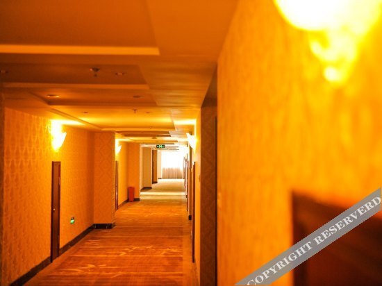 Дэян: Wright Garden Hotel