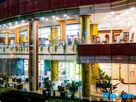 Джинченг: Jincheng Grand Hotel