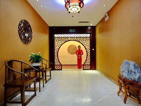 Цзинин: Mingyajingwei Hotel