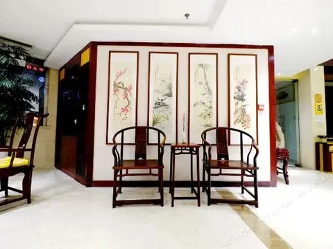 Цзинин: Mingyajingwei Hotel