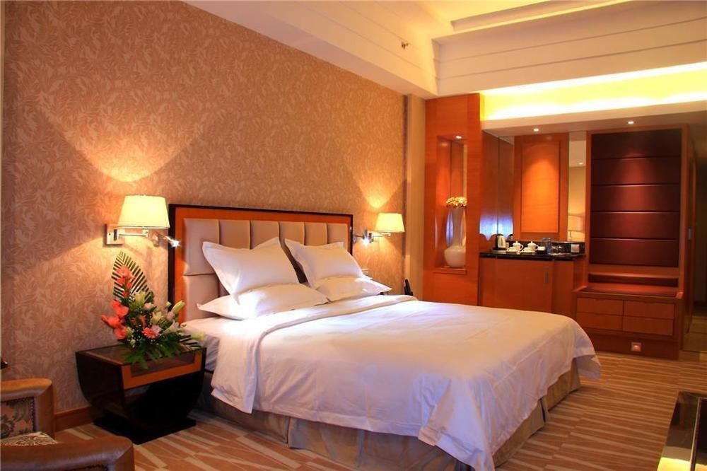 Джиангме: Xinhui Country Garden Phoenix Hotel