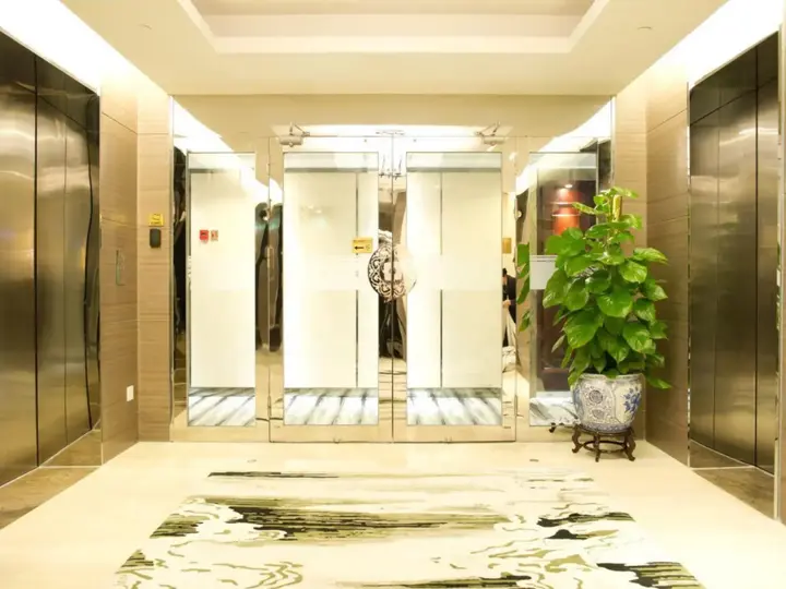 Лючжоу: Liuzhou Grand Hotel