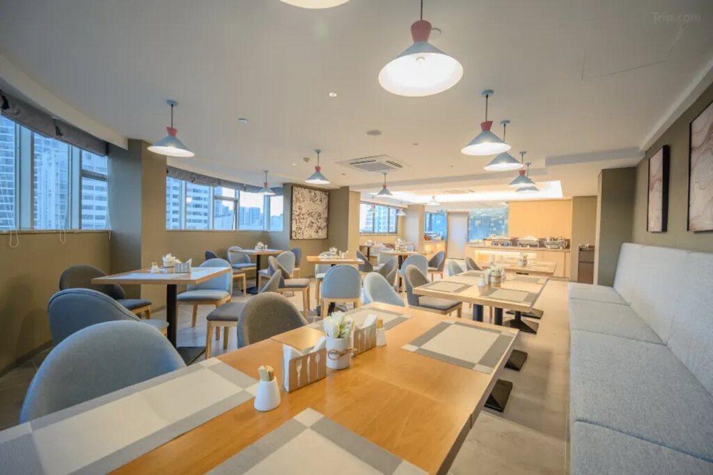 Наньнин: Home Inn Nanning Dongge Road