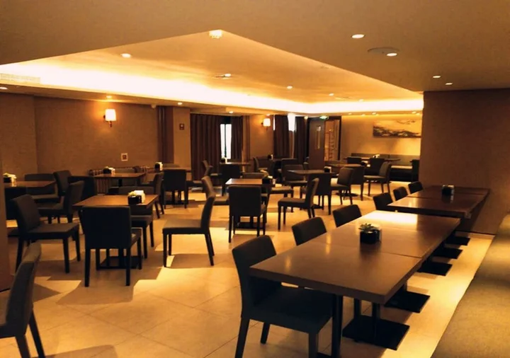 Циндао: 如家精选酒店(青岛八大关太平角公园地铁站店)
