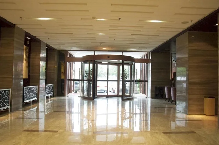 Пуян: Biway Fashion Hotel