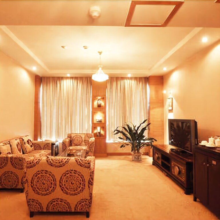 Neijiang: Daqian International Hotel