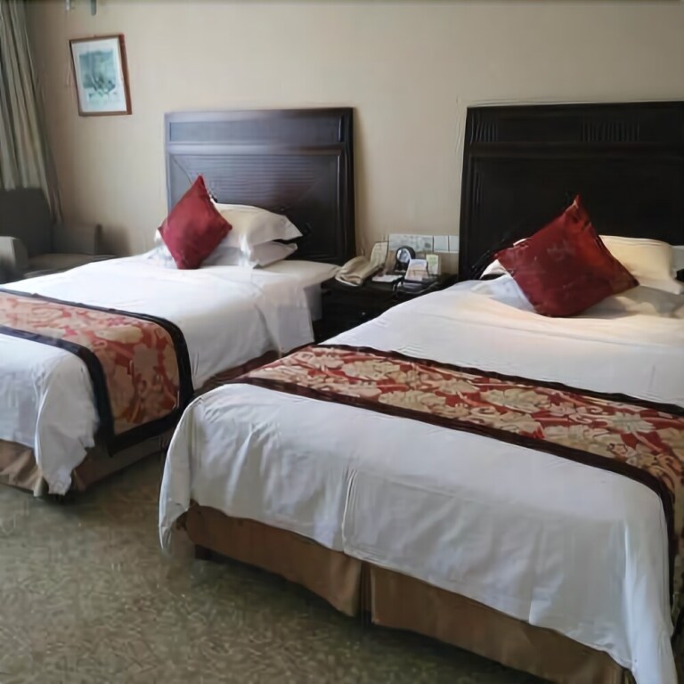 Neijiang: Daqian International Hotel