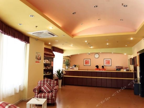 Шаоксинг: 如家酒店(绍兴柯桥轻纺城金柯桥大道店)