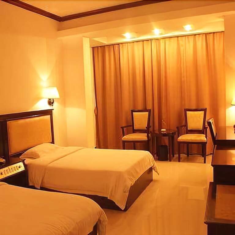 Джиангме: Garden Hotel