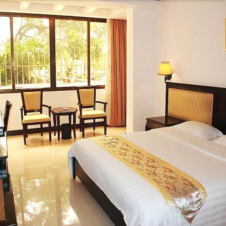 Джиангме: Garden Hotel
