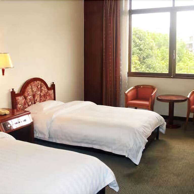 Джиангме: Garden Hotel