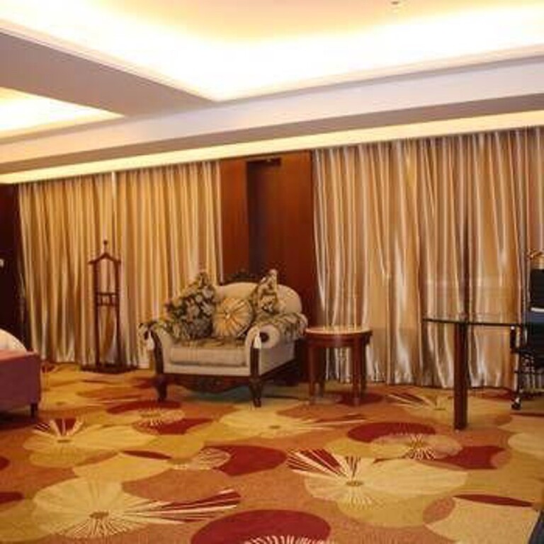 Golden Sun Hotel — фото 4