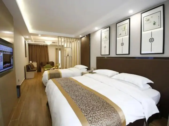 Уси: Jinhu Hotel