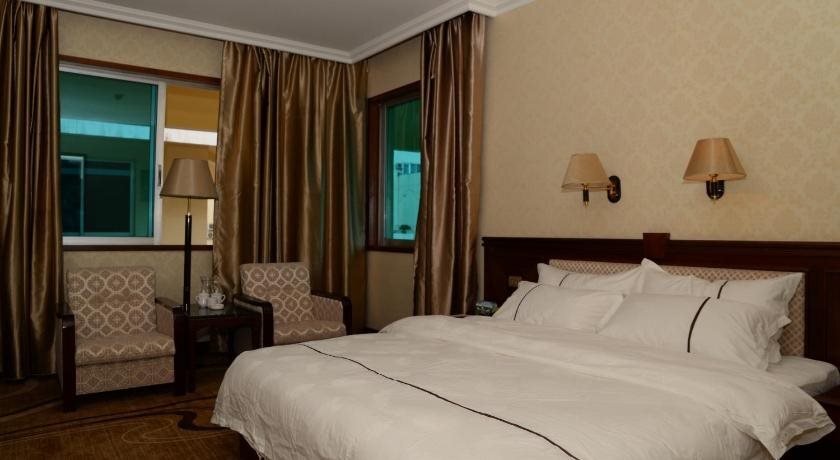 Цзинхун: Dalian Hotel - Xishuangbanna