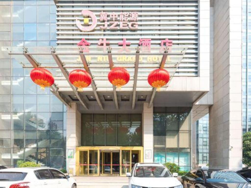 Синтай: Jinniu Grand Hotel